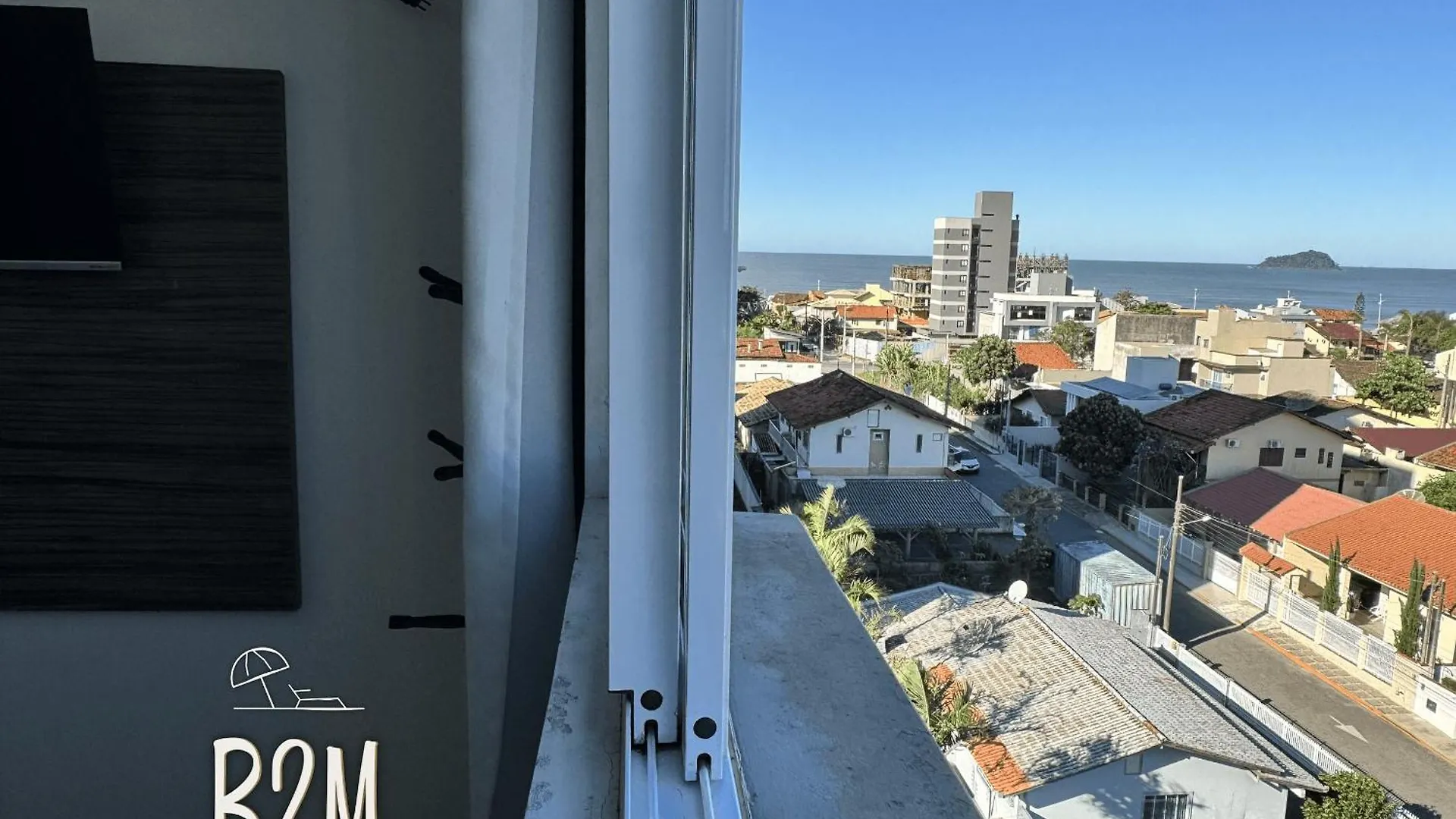 Vista Mar Com Piscina E Churrasqueira Piçarras